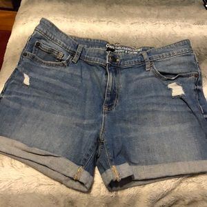 Girlfriend shorts